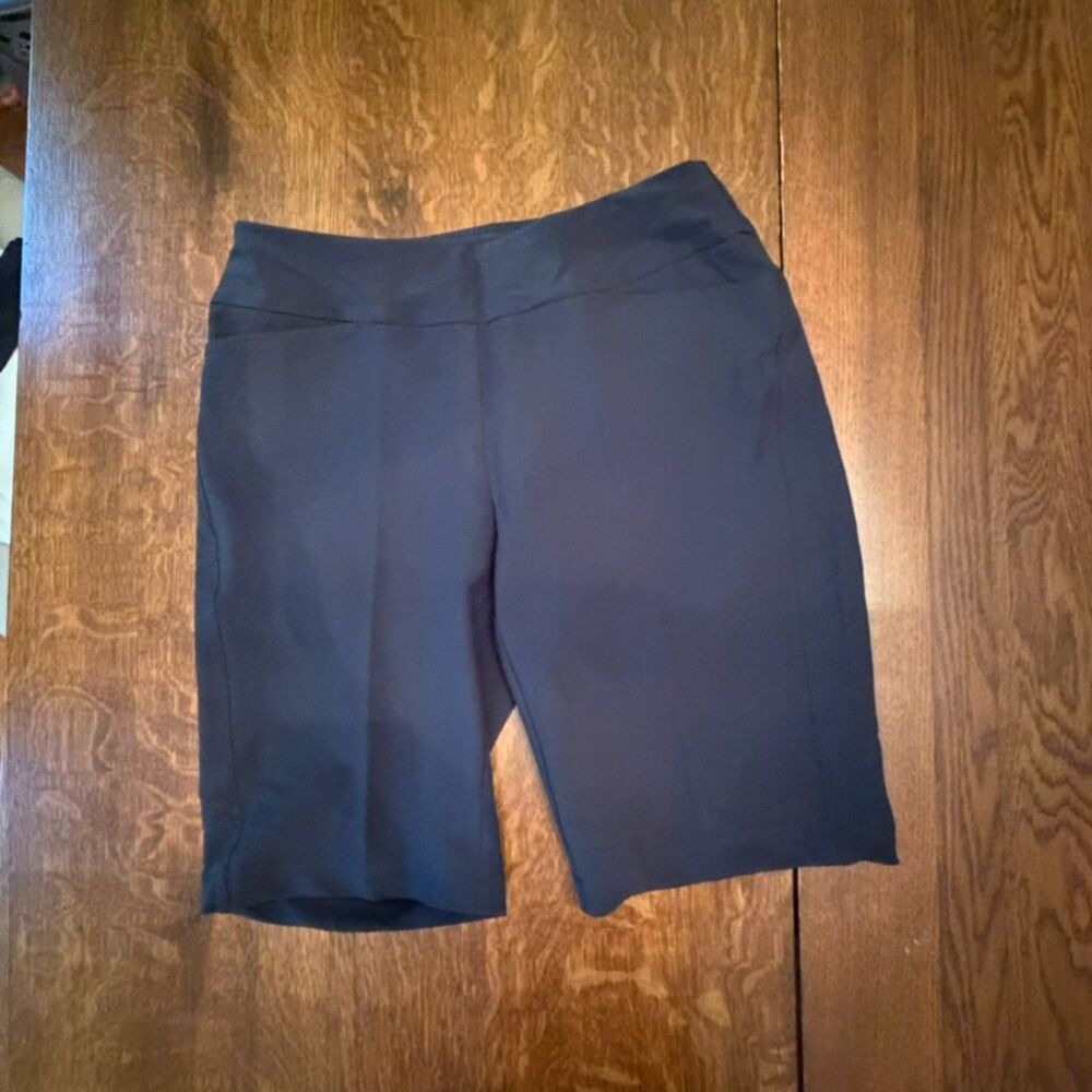 Tail Activewear White Label Black Pull-On Golf Shorts Size 6